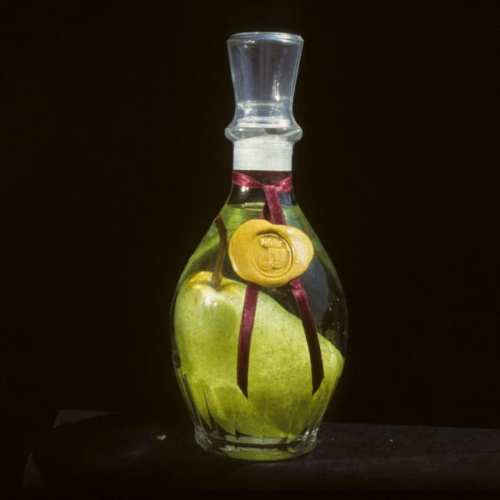 Carafe Poire Prisonnière Eau de vie de Poire Williams by BRANA - Ispoure / Basse Navarre - Pays-Basque - FRESKOA STORE